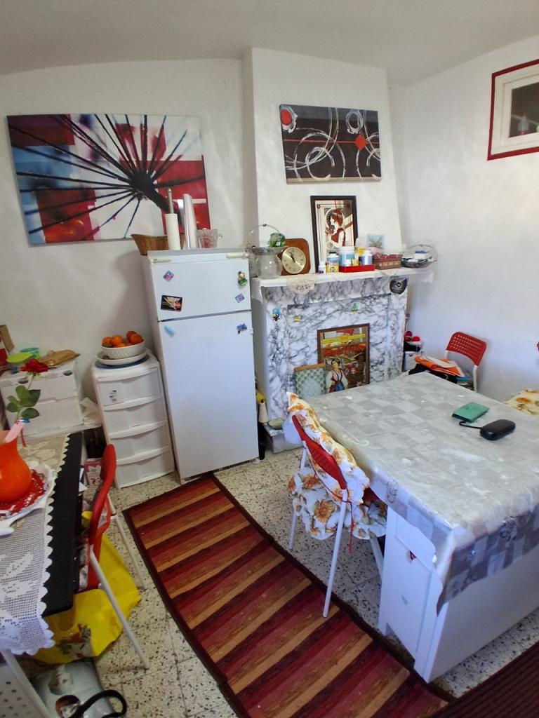 Vendita Esavani, Lucca foto