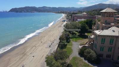 Vendita Quadrivani, Savona