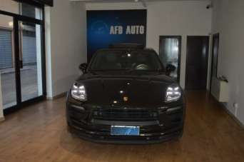 PORSCHE Macan Benzina 2022 usata, Novara
