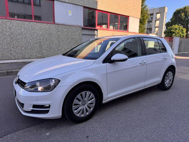 VOLKSWAGEN Golf Benzina 2013 usata, Milano foto