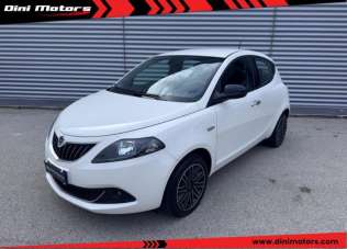 LANCIA Ypsilon Elettrica/Benzina 2022 usata, Pesaro e Urbino
