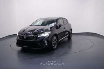 RENAULT Clio Benzina/GPL 2024 usata, Napoli