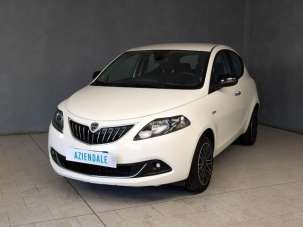 LANCIA Ypsilon Elettrica/Benzina 2023 usata, Novara