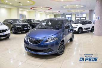 LANCIA Ypsilon Elettrica/Benzina 2022 usata, Matera