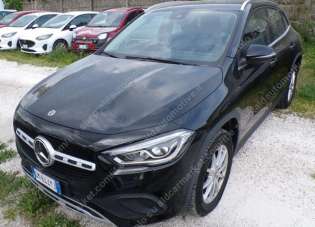 MERCEDES-BENZ GLA 200 Diesel 2023 usata, Brindisi