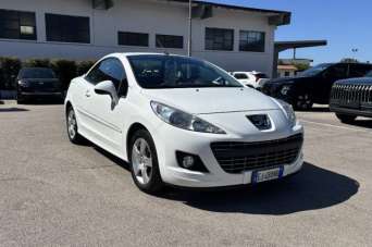 PEUGEOT 207 Benzina 2011 usata, Latina