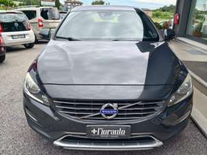 VOLVO V60 Diesel 2015 usata, Udine