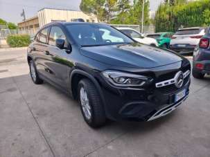 MERCEDES-BENZ GLA 200 Diesel 2023 usata, Brindisi