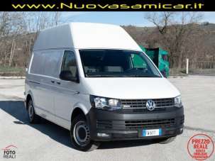 VOLKSWAGEN Transporter Diesel 2019 usata, Macerata