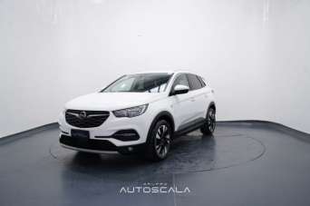 OPEL Grandland X Diesel 2019 usata, Napoli