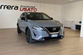 NISSAN Qashqai Elettrica/Benzina 2023 usata, Latina