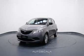 LANCIA Ypsilon Benzina/GPL 2018 usata, Napoli