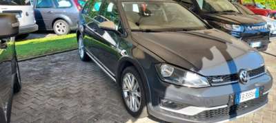 VOLKSWAGEN Golf Variant Diesel 2016 usata, Biella