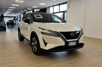 NISSAN Qashqai Elettrica/Benzina 2023 usata, Latina
