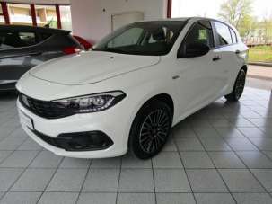 FIAT Tipo Elettrica/Benzina 2023 usata, Udine