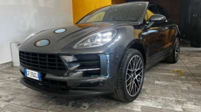 PORSCHE Macan Benzina 2021 usata, Cuneo