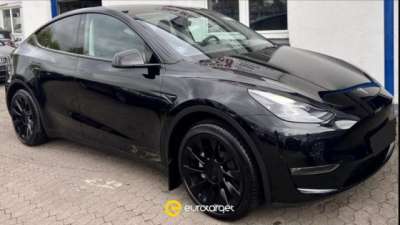 TESLA Model Y Elettrica 2022 usata TESLA Model Y Elettrica 2022 usata