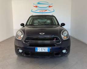 MINI Countryman Benzina 2015 usata, Milano