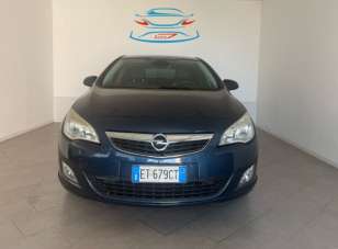OPEL Astra Benzina 2013 usata, Milano
