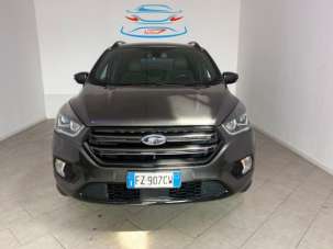 FORD Kuga Benzina 2019 usata, Milano
