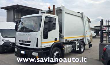 IVECO EUROCARGO 140E19 COMPATTATORE PER RIFIUTI Diesel 2014 usata, Napoli