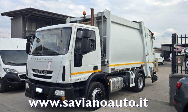 IVECO EUROCARGO 140E19 COMPATTATORE PER RIFIUTI Diesel 2014 usata, Napoli foto