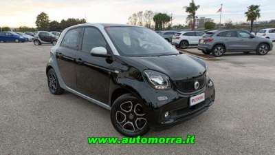SMART ForFour Benzina 2019 usata, Caserta