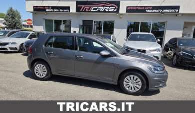 VOLKSWAGEN Golf Benzina 2019 usata, Parma