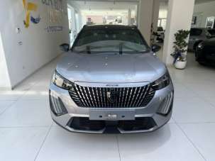 PEUGEOT 2008 Elettrica/Benzina 2025 usata, Napoli