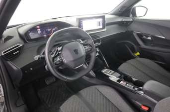 PEUGEOT 2008 Benzina 2024 usata, Verona