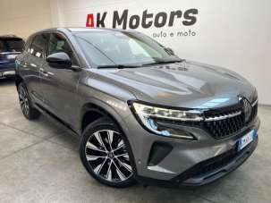 RENAULT Austral Elettrica/Benzina 2023 usata, Parma