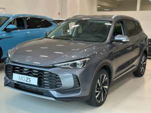 MG ZS Elettrica/Benzina usata, Lodi