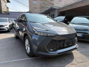 TOYOTA C-HR Elettrica/Benzina 2026 usata, Milano