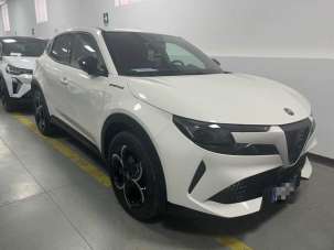 ALFA ROMEO Junior Elettrica/Benzina 2025 usata, Napoli