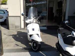 VESPA GTS 300 Benzina 2010 usata, Napoli