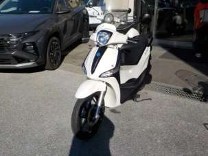 PIAGGIO Liberty 50 Benzina 2024 usata, Napoli