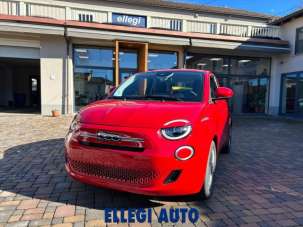 FIAT 500 Elettrica/Benzina usata, Italia