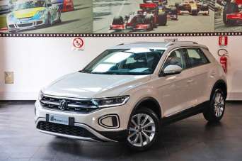 VOLKSWAGEN T-Roc Diesel 2023 usata, Bologna