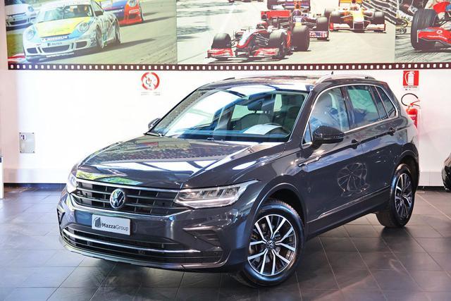 VOLKSWAGEN Tiguan Benzina 2023 usata, Bologna foto
