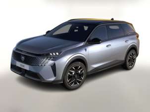 PEUGEOT 5008 Elettrica/Benzina 2026 usata, Milano