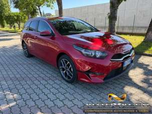 KIA Ceed Elettrica/Diesel 2023 usata, Italia
