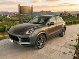 PORSCHE Cayenne Elettrica/Benzina 2021 usata, Cuneo