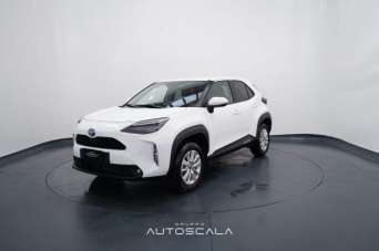 TOYOTA Yaris Cross Elettrica/Benzina 2023 usata, Napoli