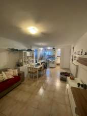 Vendita Bivani, Carrara
