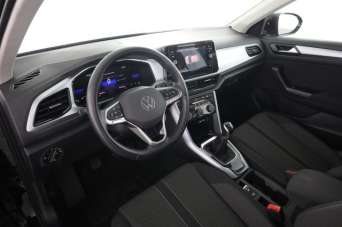 VOLKSWAGEN T-Roc Benzina 2024 usata VOLKSWAGEN T-Roc Benzina 2024 usata