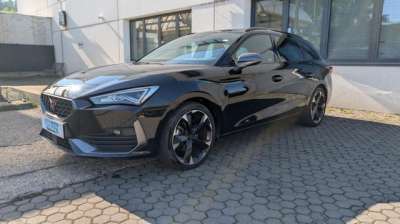 CUPRA Leon Elettrica/Benzina 2024 usata, Lecco