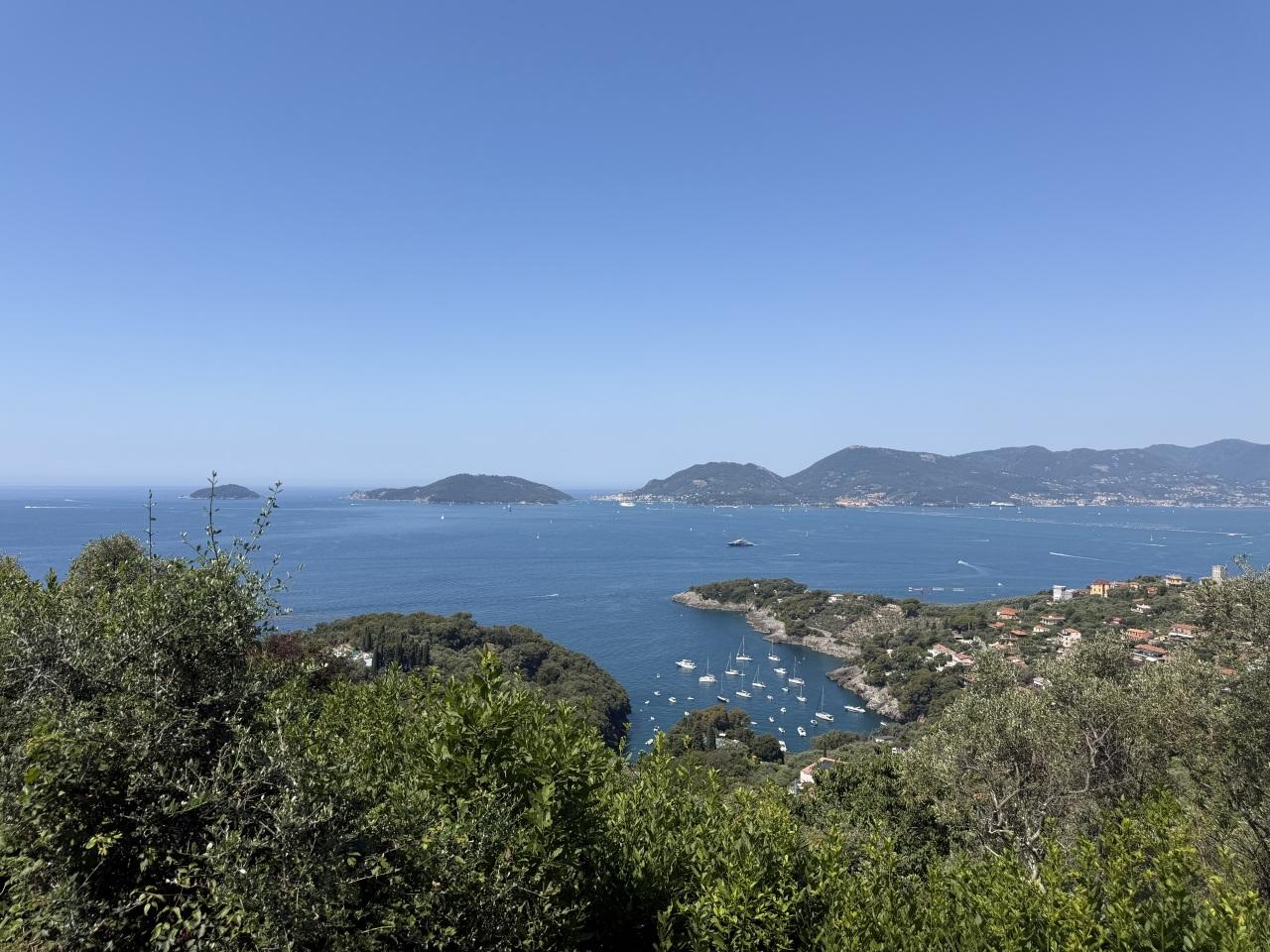 appartamento in vendita a Lerici in zona Tellaro