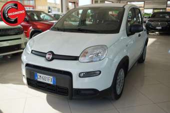 FIAT Panda Elettrica/Benzina 2023 usata, Brindisi