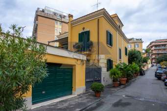 Vendita Trivani, Roma