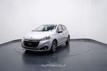 PEUGEOT 208 Benzina 2016 usata, Napoli